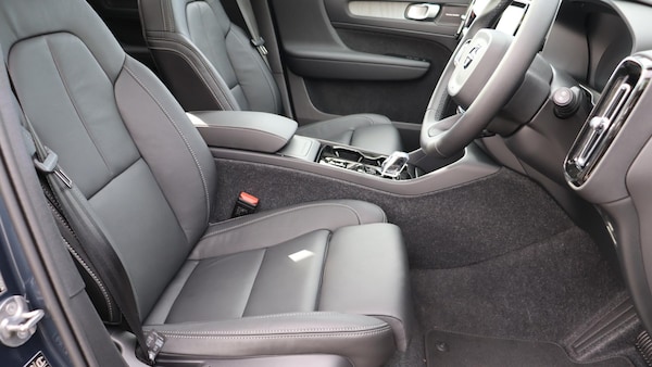Used Volvo XC40 2025 for sale - 76251237: Photo 10