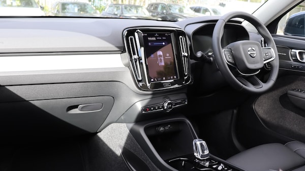 Used Volvo XC40 2025 for sale - 76251237: Photo 14