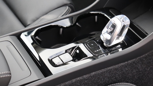 Used Volvo XC40 2025 for sale - 76251237: Photo 26