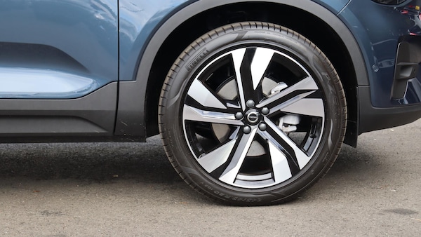 Used Volvo XC40 2025 for sale - 76251237: Photo 9