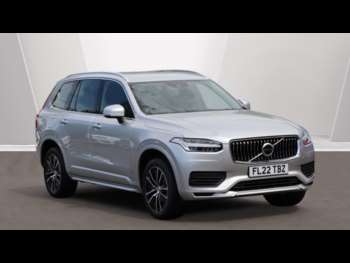 (22) - B5 ((D) AWD Momentum (Rear Camera, BLIS, Pilot Assist) 5-Door