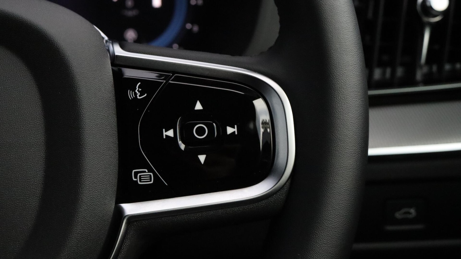 Used Volvo XC60 2025 for sale - 76349348: Photo 22