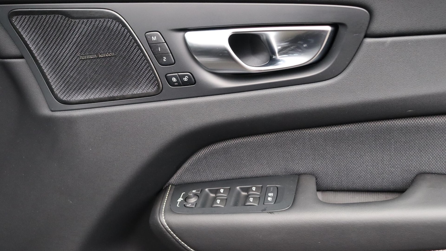 Used Volvo XC60 2025 for sale - 76349348: Photo 29