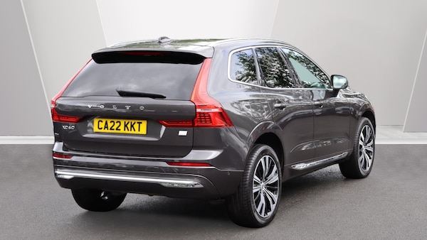 Used Volvo XC60 2022 for sale - 75224590: Photo 2