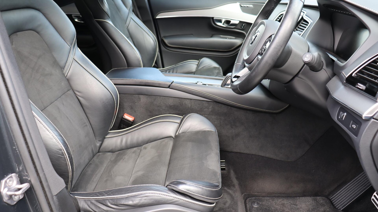 Used Volvo XC90 2021 for sale - 76059608: Photo 10