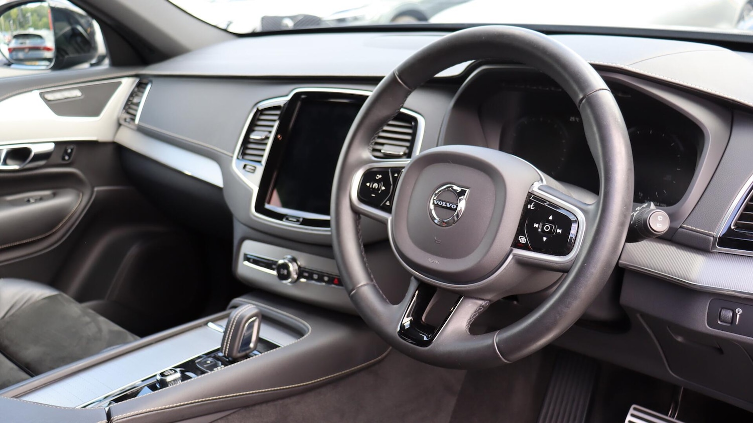 Used Volvo XC90 2021 for sale - 76059608: Photo 4