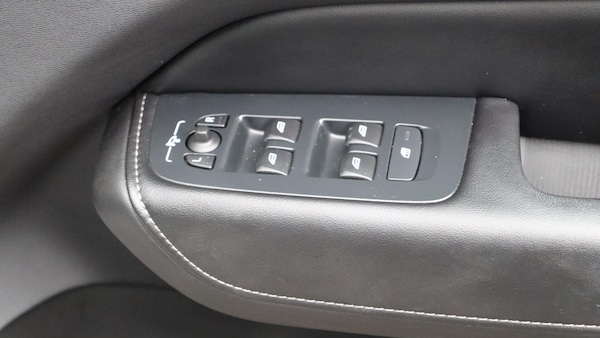 Used Volvo XC60 2022 for sale - 76159210: Photo 24