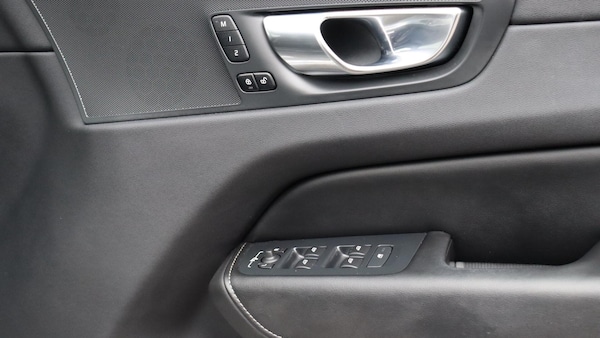 Used Volvo XC60 2022 for sale - 76159210: Photo 29