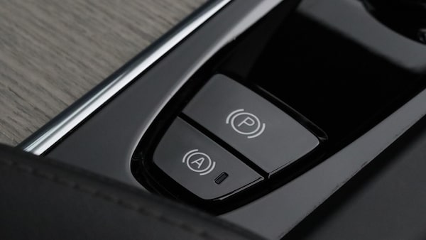 Used Volvo XC60 2022 for sale - 76159210: Photo 40