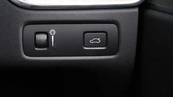 Used Volvo XC60 2022 for sale - 76159210: Photo 42