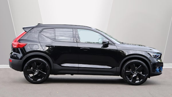 Used Volvo XC40 2025 for sale - 76270117: Photo 3