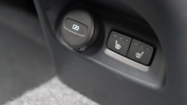 Used Volvo XC40 2025 for sale - 76270117: Photo 41