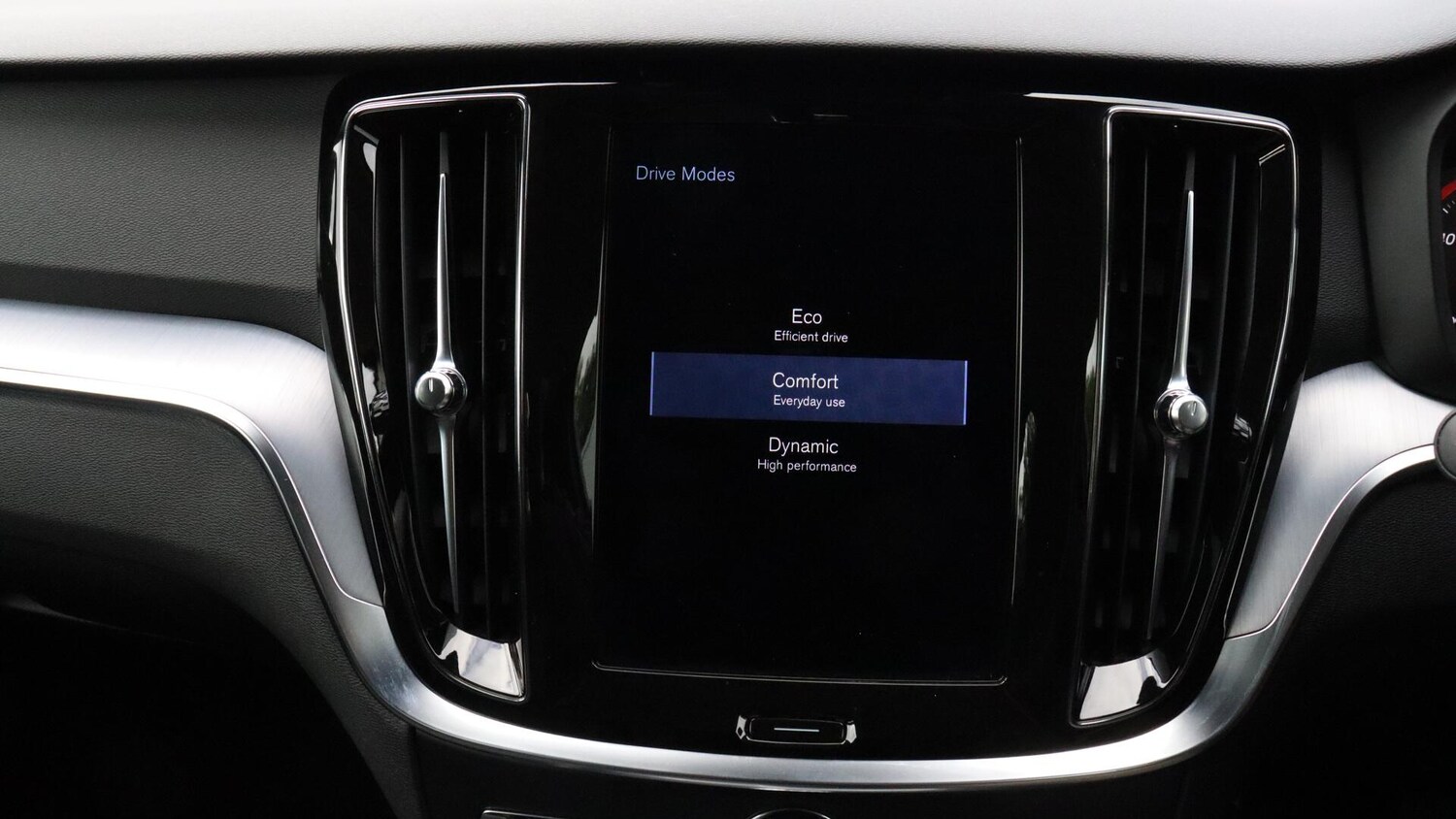 Used Volvo V60 2021 for sale - 75991113: Photo 16