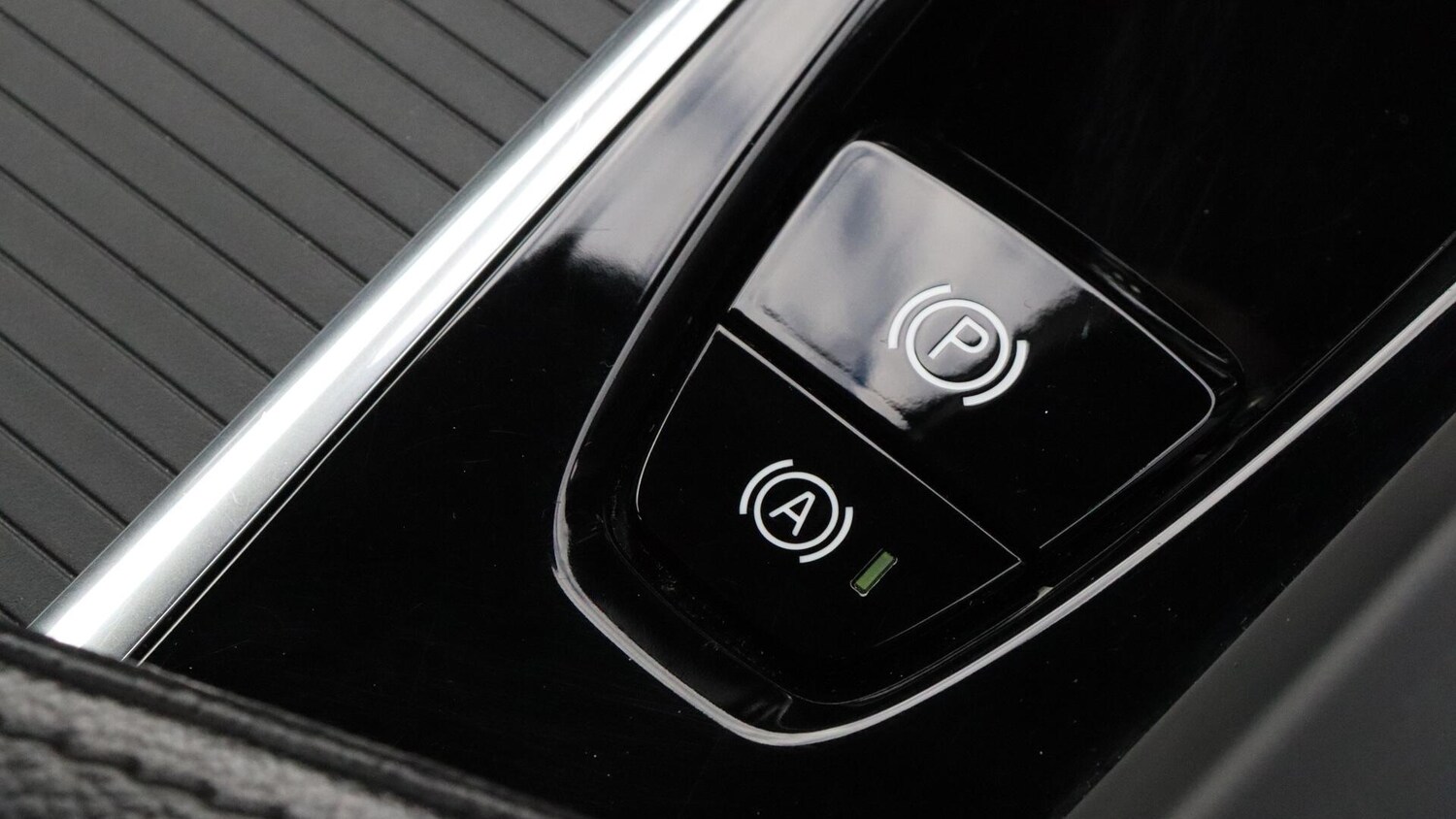 Used Volvo V60 2021 for sale - 75991113: Photo 41
