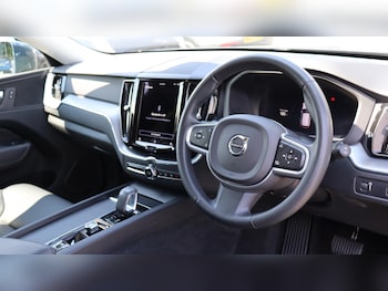 Used Volvo XC60 2022 for sale - 75225065: Photo