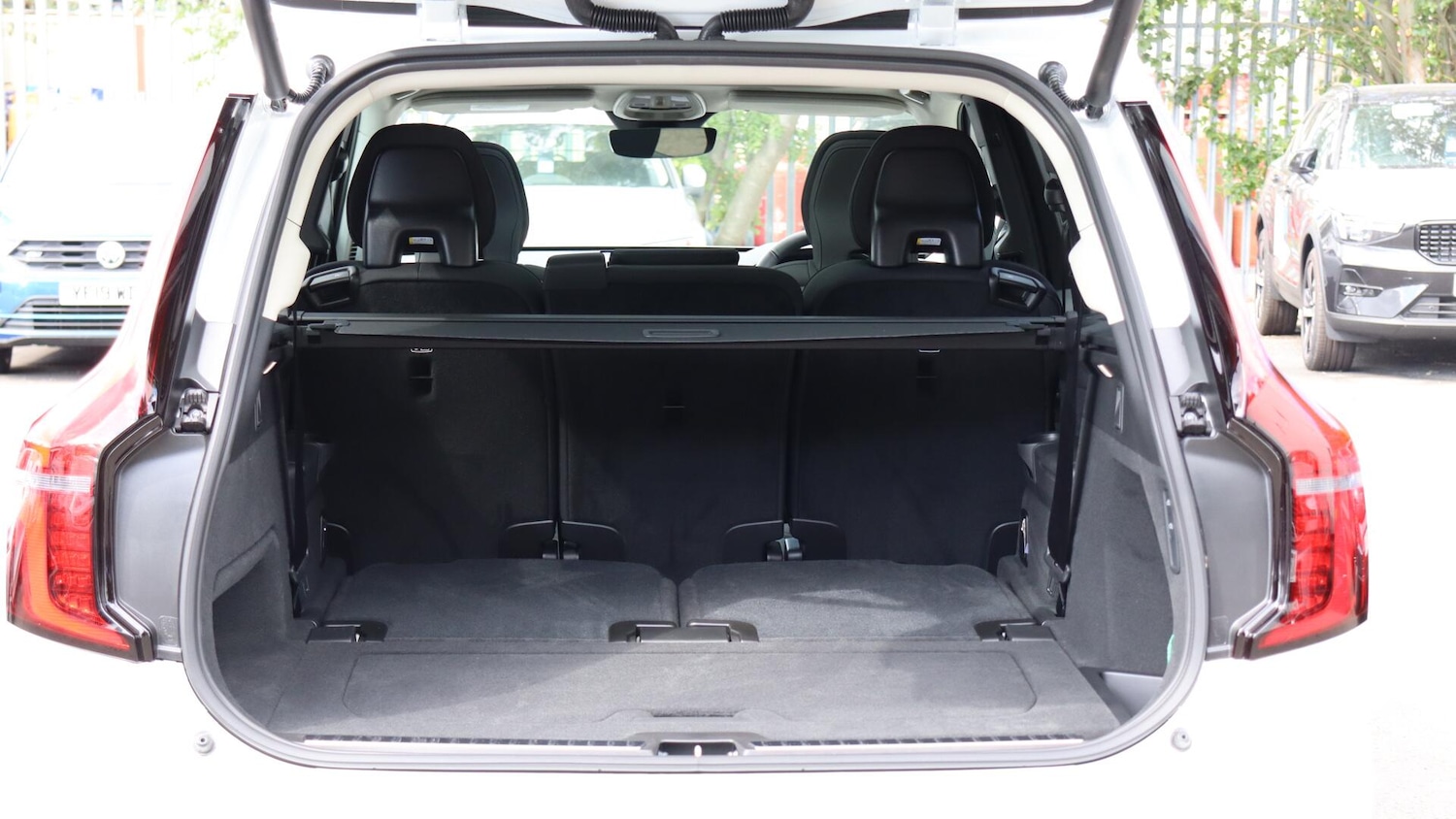Used Volvo XC90 2025 for sale - 76071877: Photo 13