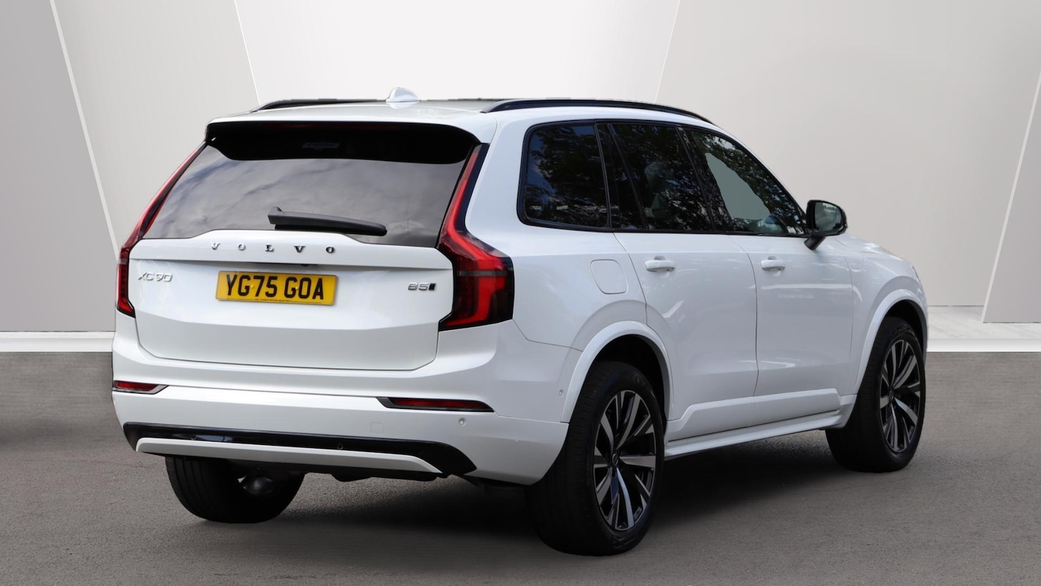Used Volvo XC90 2025 for sale - 76071877: Photo 2