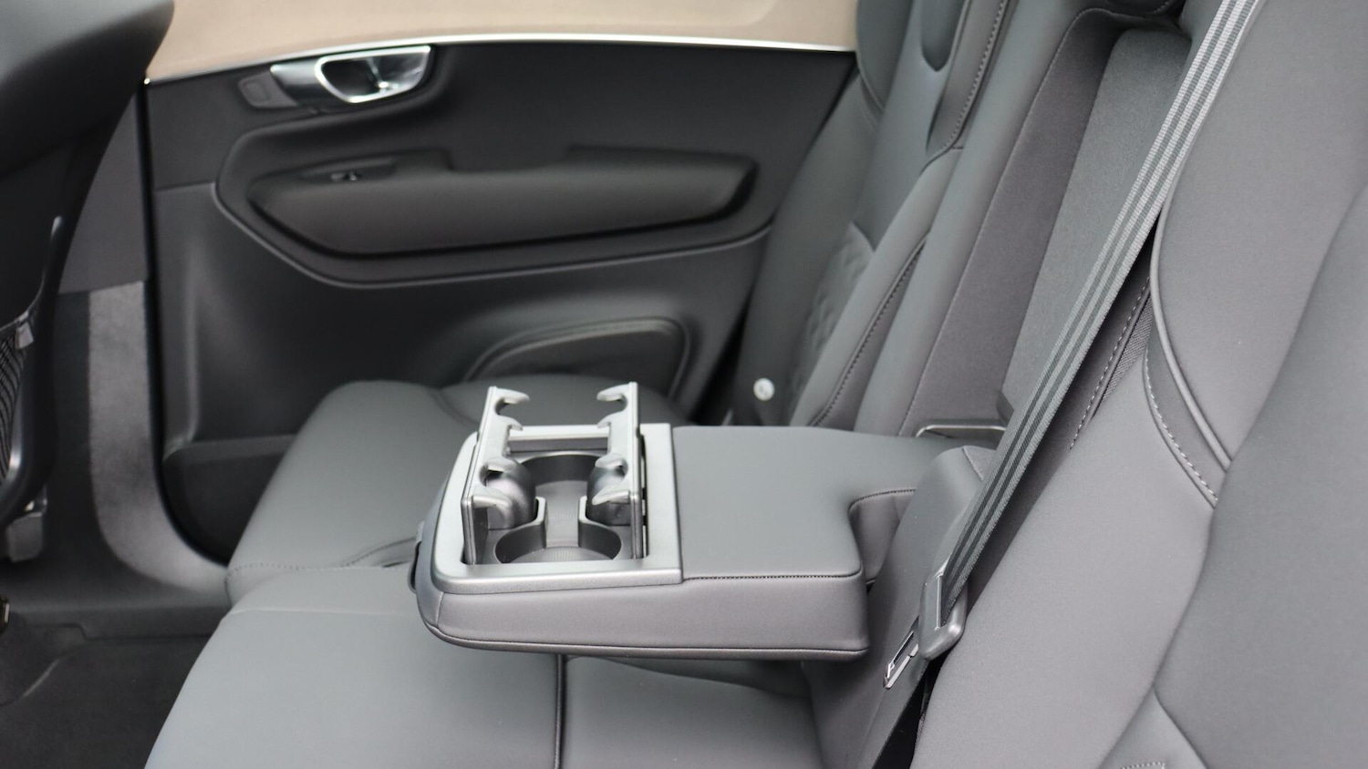 Used Volvo XC90 2025 for sale - 76071877: Photo 34