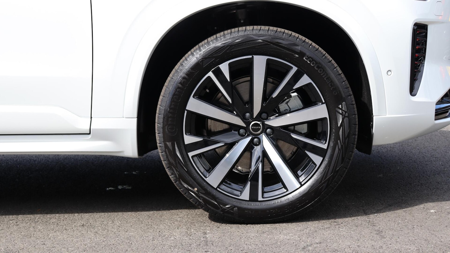 Used Volvo XC90 2025 for sale - 76071877: Photo 9