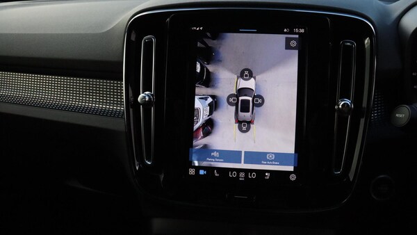 Used Volvo XC40 2025 for sale - 76201220: Photo 39