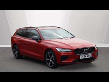 (74) - T8 PHEV AWD Ultra Dark Auto (19' Alloys, BLIS, Sunroof, 360 Camera) 5-Door