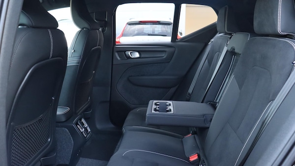 Used Volvo XC40 2025 for sale - 75769274: Photo 31