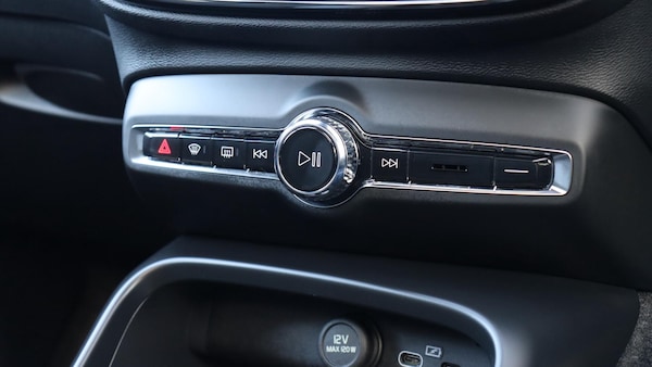 Used Volvo XC40 2025 for sale - 75769274: Photo 36