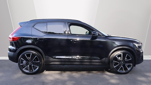 Used Volvo XC40 2025 for sale - 75769274: Photo 3