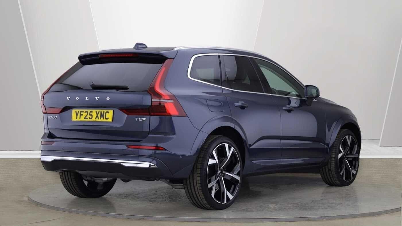 Used Volvo XC60 2025 for sale - 76122516: Photo 2