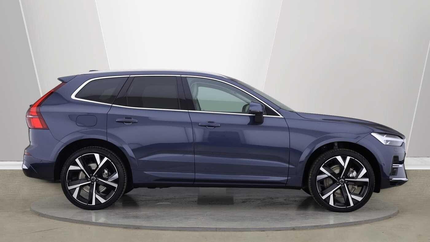Used Volvo XC60 2025 for sale - 76122516: Photo 3