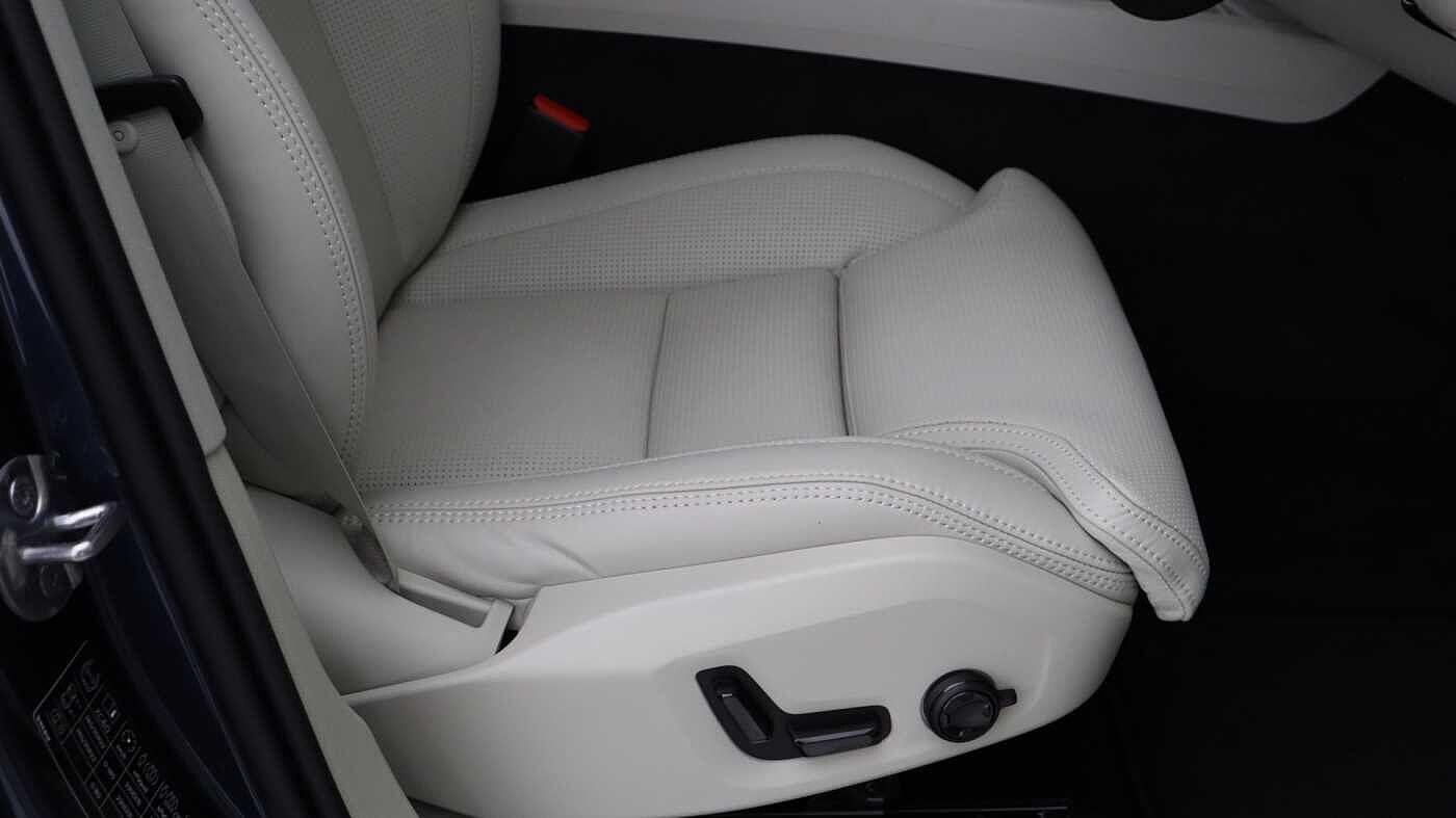 Used Volvo XC60 2025 for sale - 76122516: Photo 31