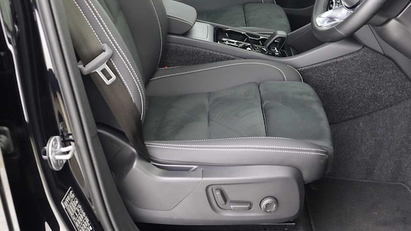 Used Volvo XC40 2025 for sale - 76227318: Photo 32