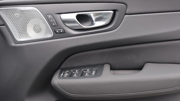 Used Volvo XC60 2025 for sale - 75729787: Photo 29