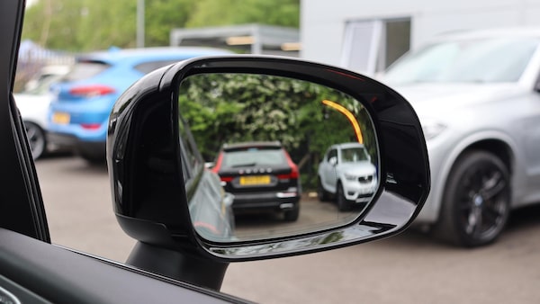 Used Volvo XC60 2025 for sale - 75729787: Photo 32