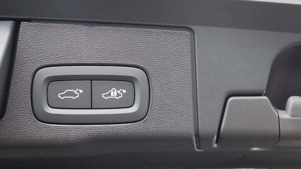 Used Volvo XC60 2025 for sale - 75729787: Photo 35