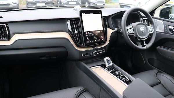 Used Volvo XC60 2025 for sale - 75729787: Photo 36