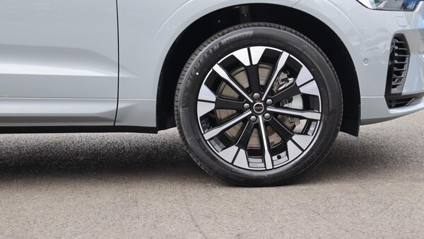 Used Volvo XC60 2025 for sale - 75729787: Photo 9