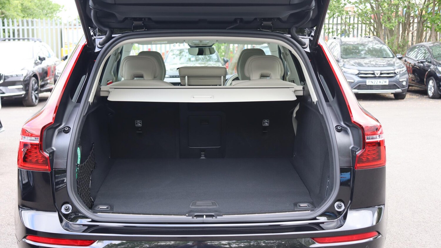 Used Volvo XC60 2025 for sale - 76013777: Photo 13