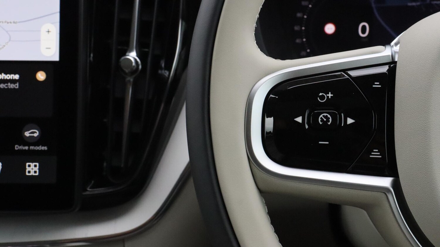 Used Volvo XC60 2025 for sale - 76013777: Photo 21