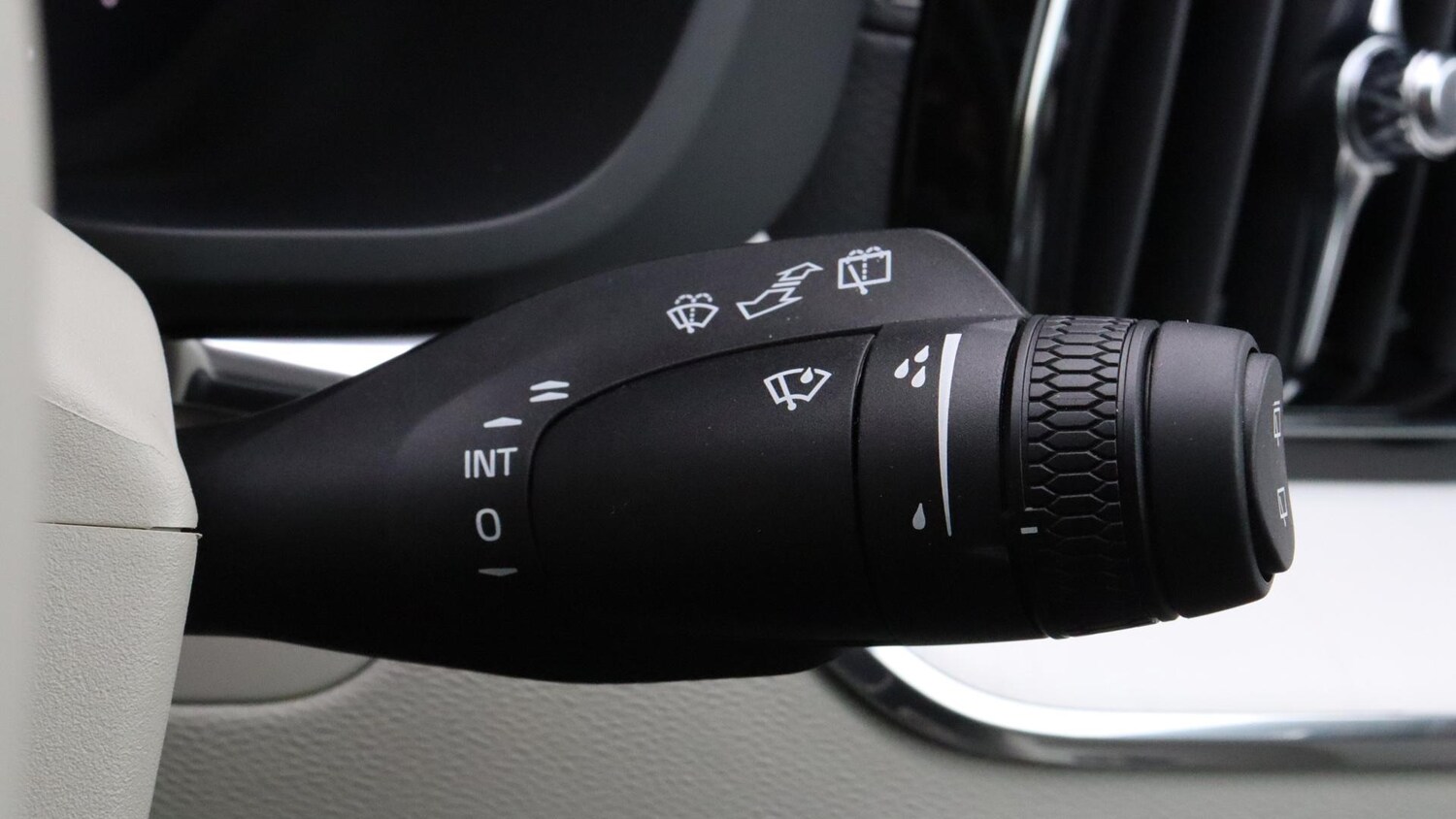 Used Volvo XC60 2025 for sale - 76013777: Photo 23