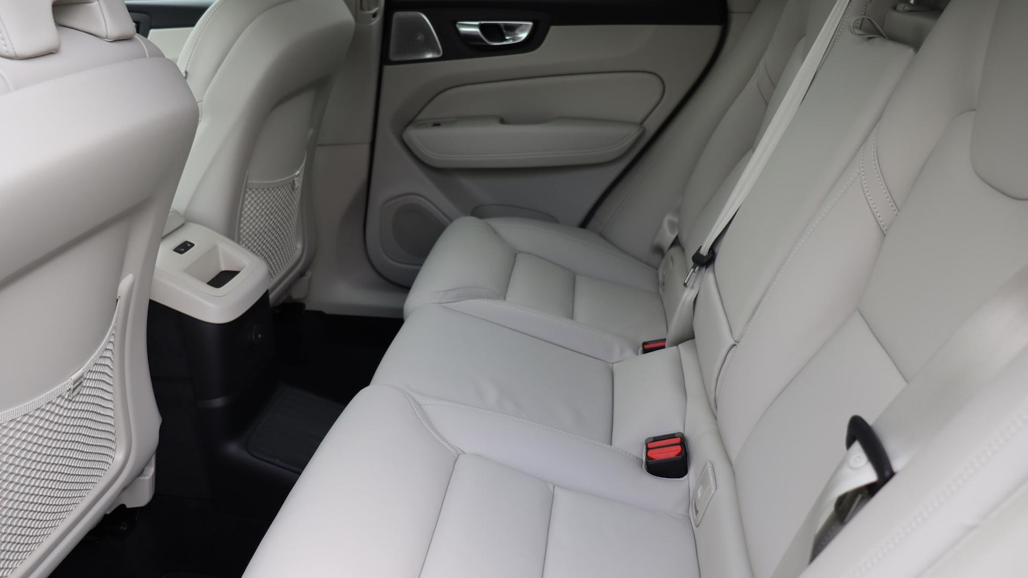 Used Volvo XC60 2025 for sale - 76013777: Photo 33