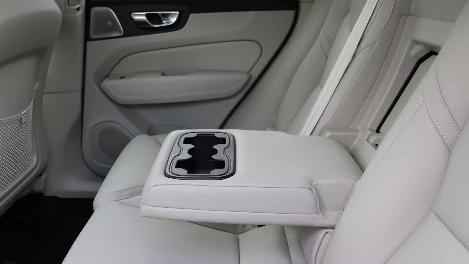 Used Volvo XC60 2025 for sale - 76013777: Photo 34