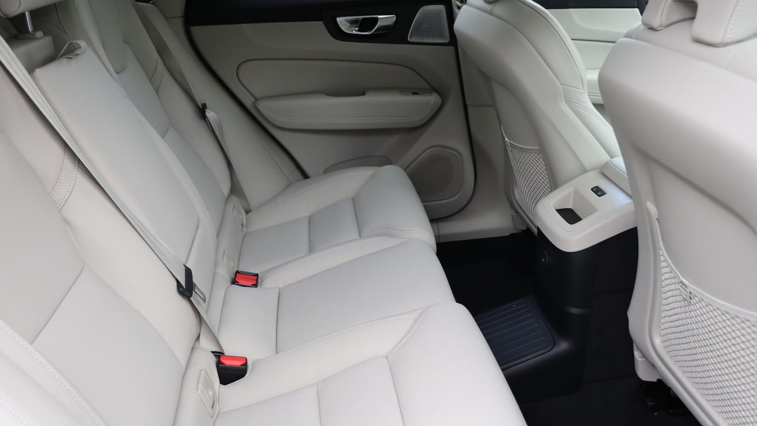 Used Volvo XC60 2025 for sale - 76013777: Photo 6