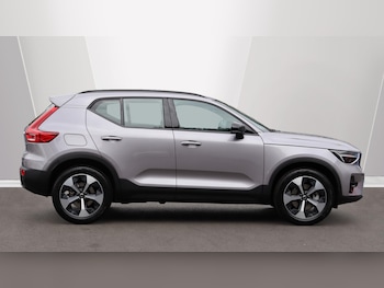 Used Volvo XC40 2025 for sale - 75226084: Photo