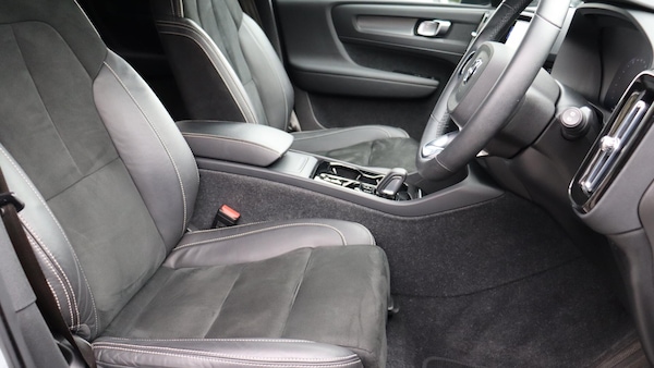 Used Volvo XC40 2021 for sale - 76227083: Photo 10