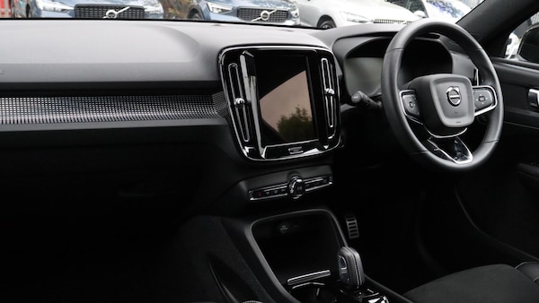 Used Volvo XC40 2021 for sale - 76227083: Photo 14