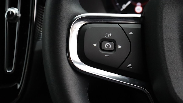 Used Volvo XC40 2021 for sale - 76227083: Photo 21