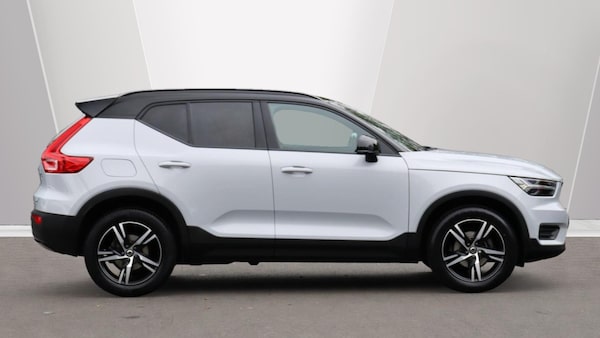 Used Volvo XC40 2021 for sale - 76227083: Photo 3