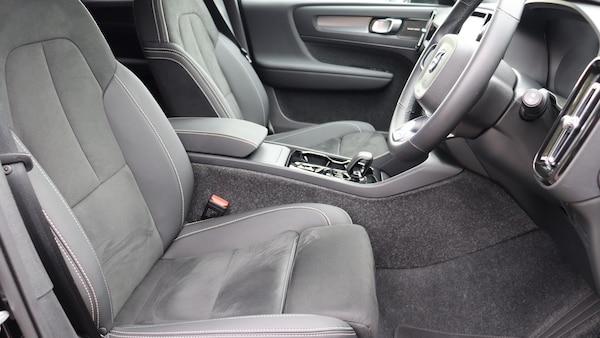 Used Volvo XC40 2025 for sale - 76200888: Photo 10