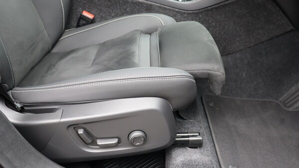 Used Volvo XC40 2025 for sale - 76200888: Photo 30
